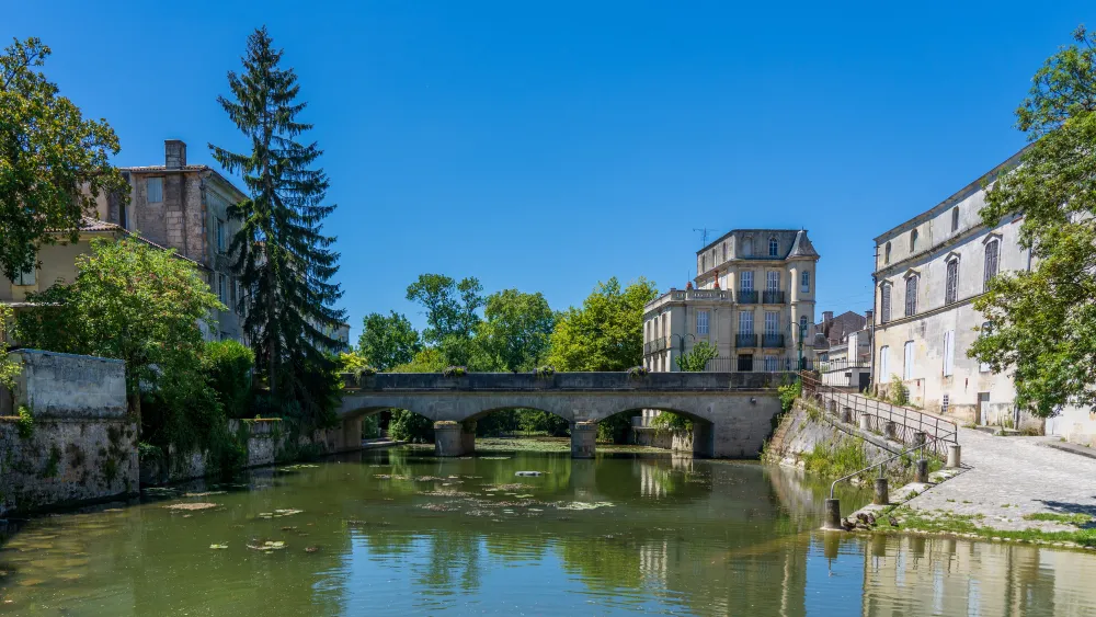 AdobeStock_552658295